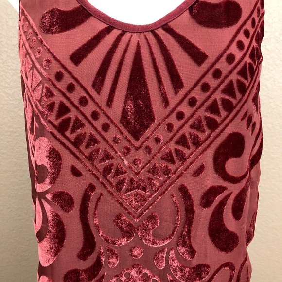 Crushed Velvet Mossimo Supply Co Burgundy Top Sz SP Pre-Owned EXC - Picture 2 of 4